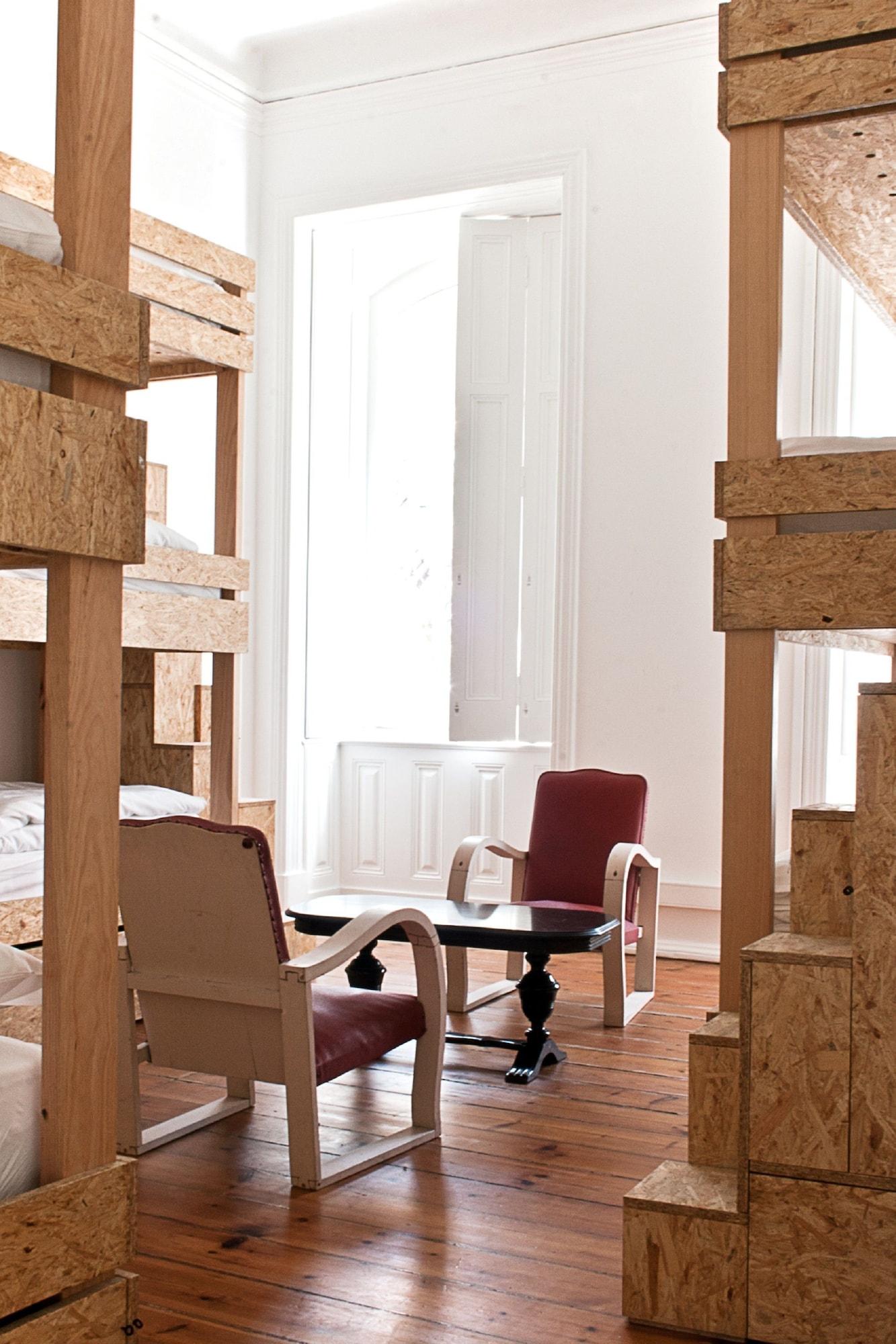 Independente Principe Real Hostel Lisbon Luaran gambar